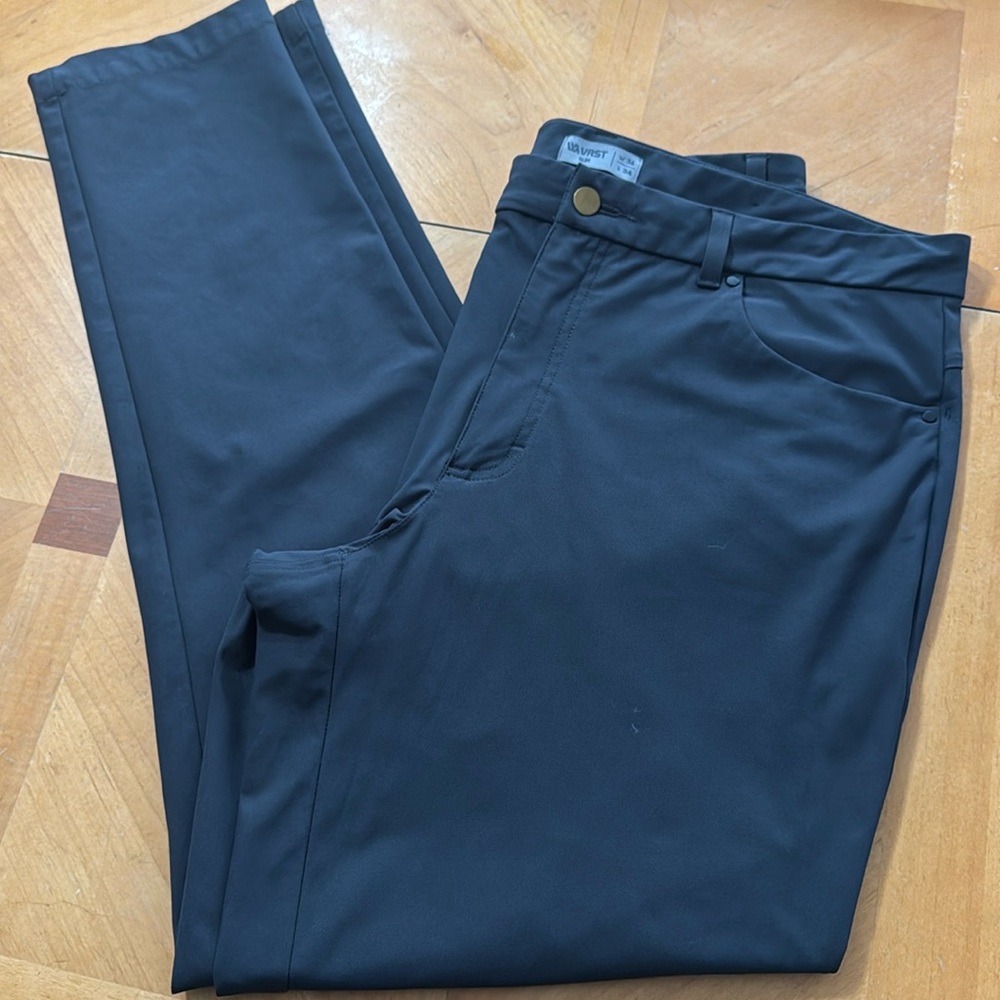 VRST Men's Slim Fit Tech Commuter Pants Size 36x 34 Grey